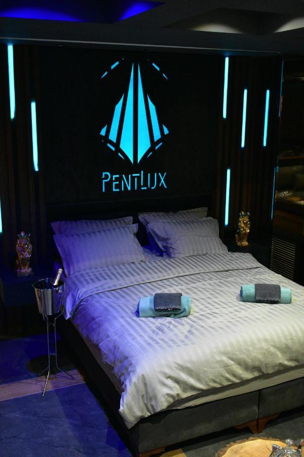 Smart Luxury Penthouse Suites - Private Sauna, Hot-Tub, Home Cinema At The Best Location In Skopje Exterior photo